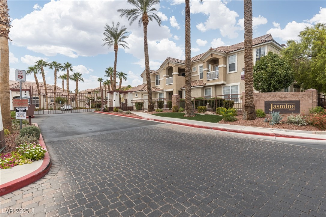 5855 Valley Drive 2019 Property Photo 21