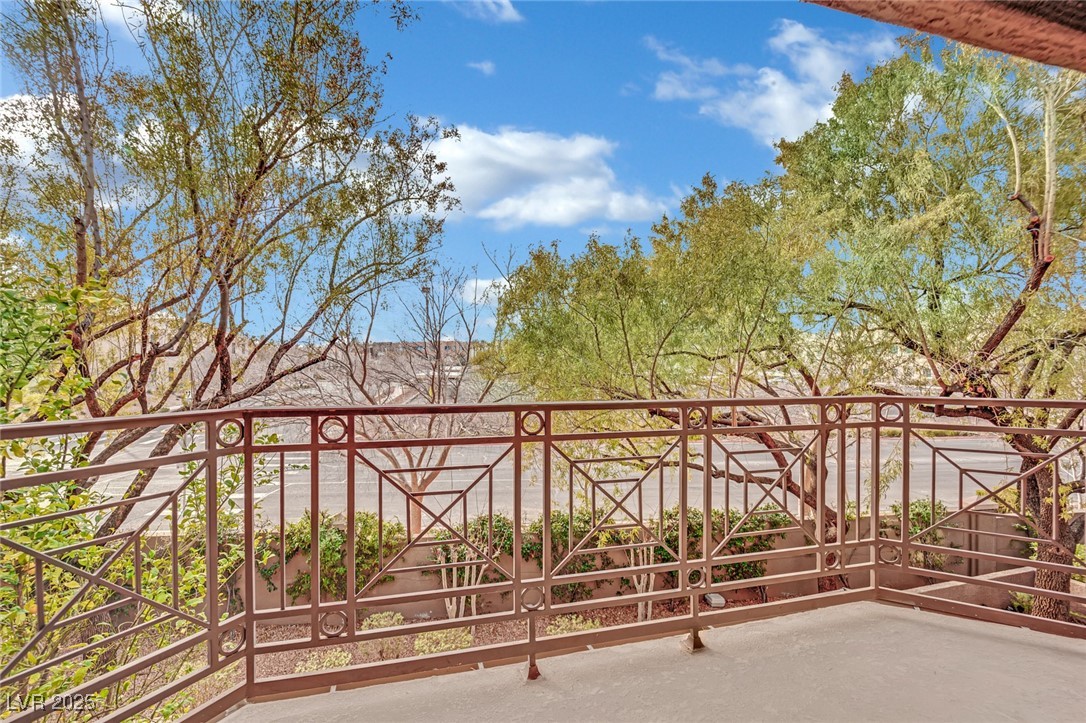 9425 San Laguna Court 102 Property Photo 69