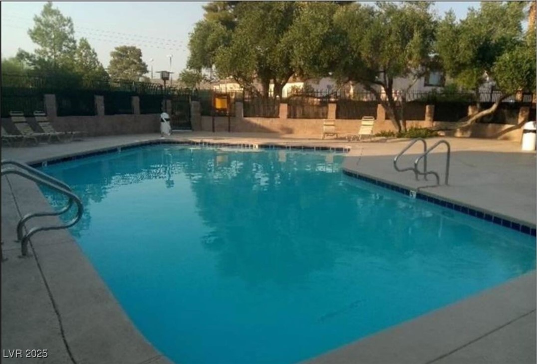 4338 Caliente Street 12 Property Photo 2