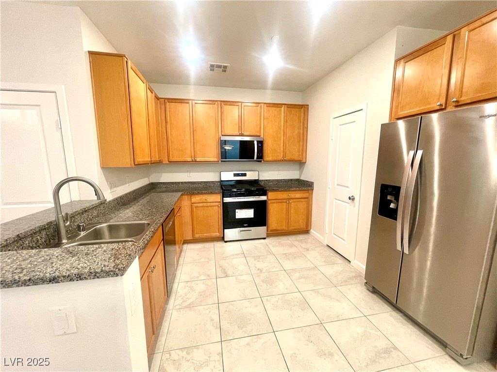 3149 Umbria Hills Walk Property Photo 4