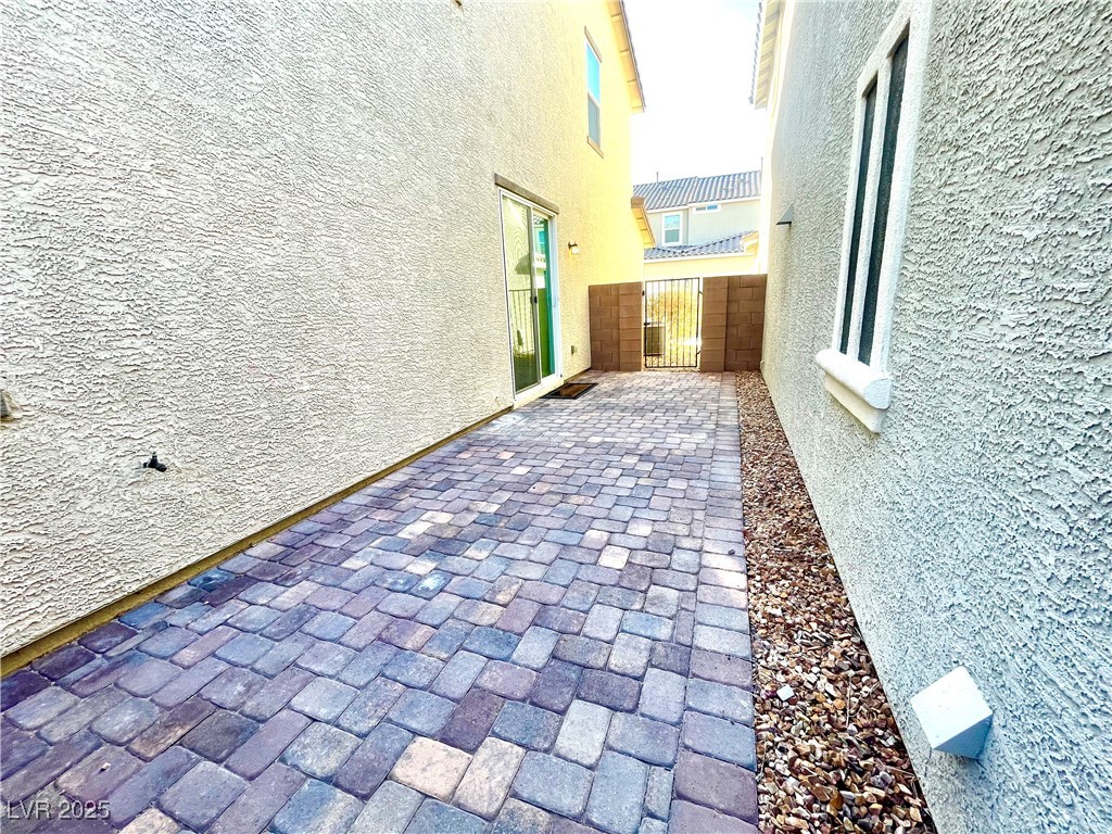 3149 Umbria Hills Walk Property Photo 36