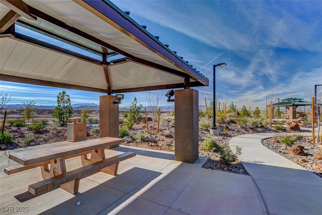 3149 Umbria Hills Walk Property Photo 43