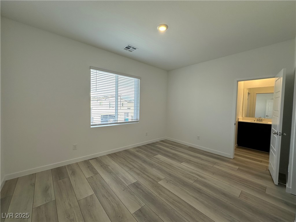 8371 Meridian Ridge Avenue Property Photo 12