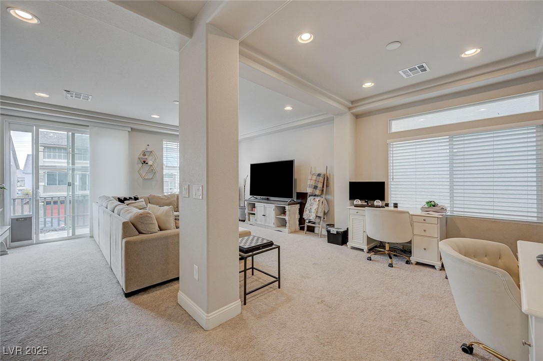 9835 Fox Estate Street Property Photo 13