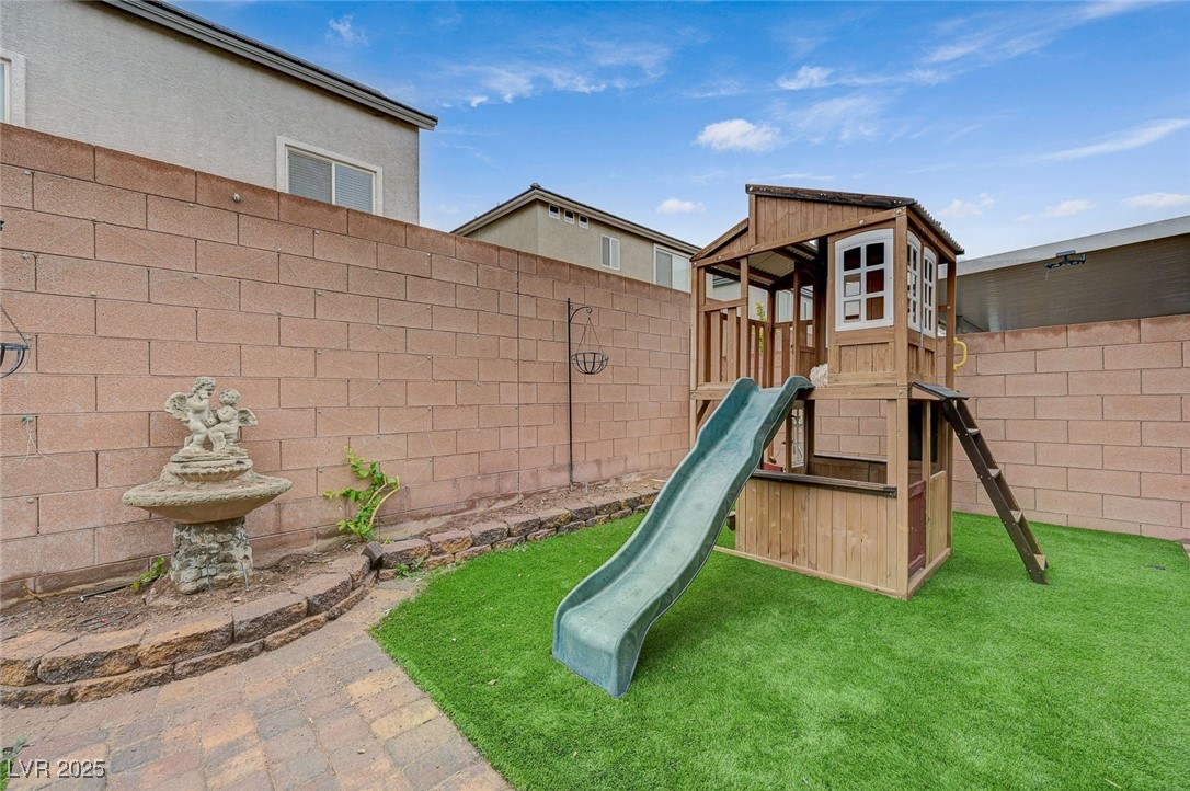 9835 Fox Estate Street Property Photo 83