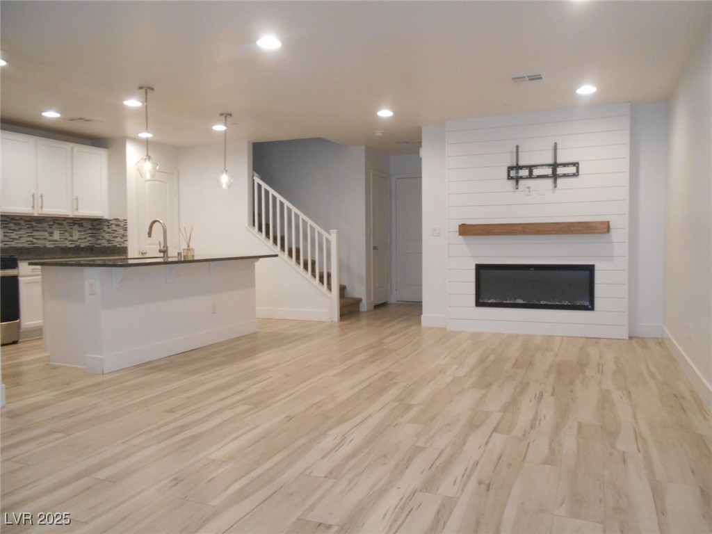 2392 Via Firenze Property Photo 4