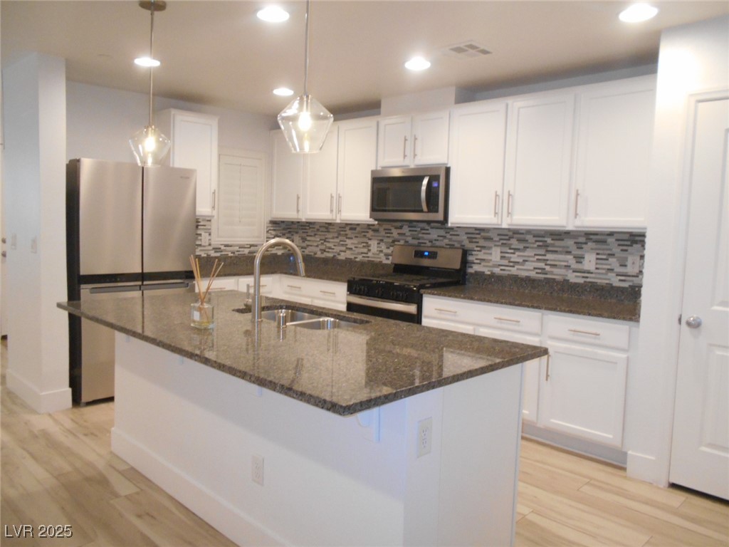 2392 Via Firenze Property Photo 6