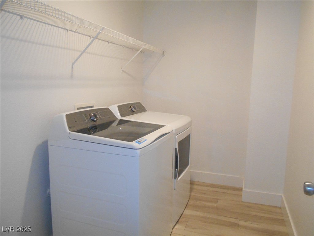 2392 Via Firenze Property Photo 14