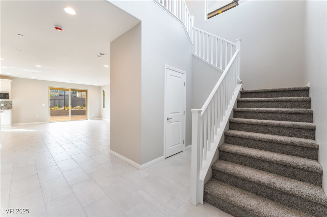 9259 Lunar Phase Street Property Photo 16