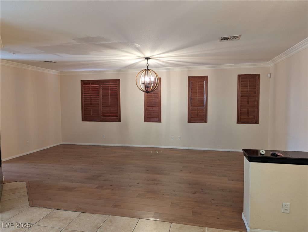 4056 Villeroy Avenue Property Photo 2