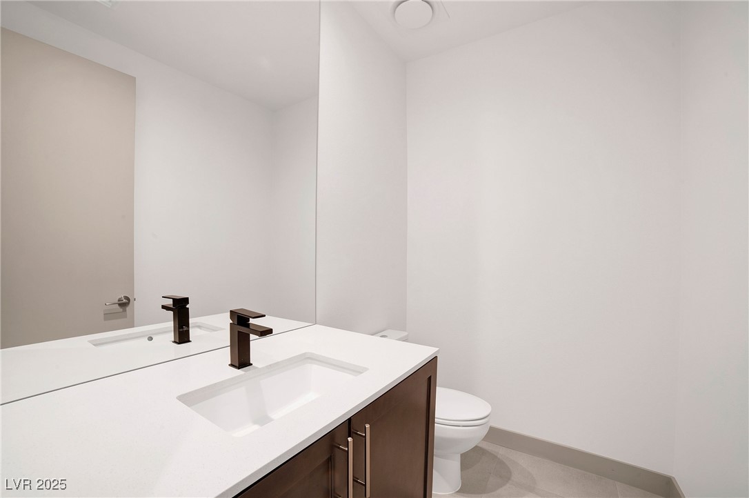 9 Promenade Isle Lane Property Photo 5