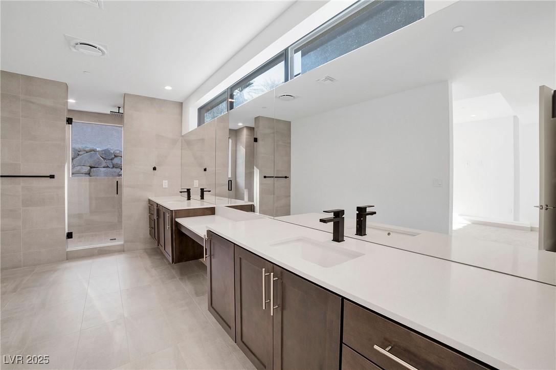9 Promenade Isle Lane Property Photo 12