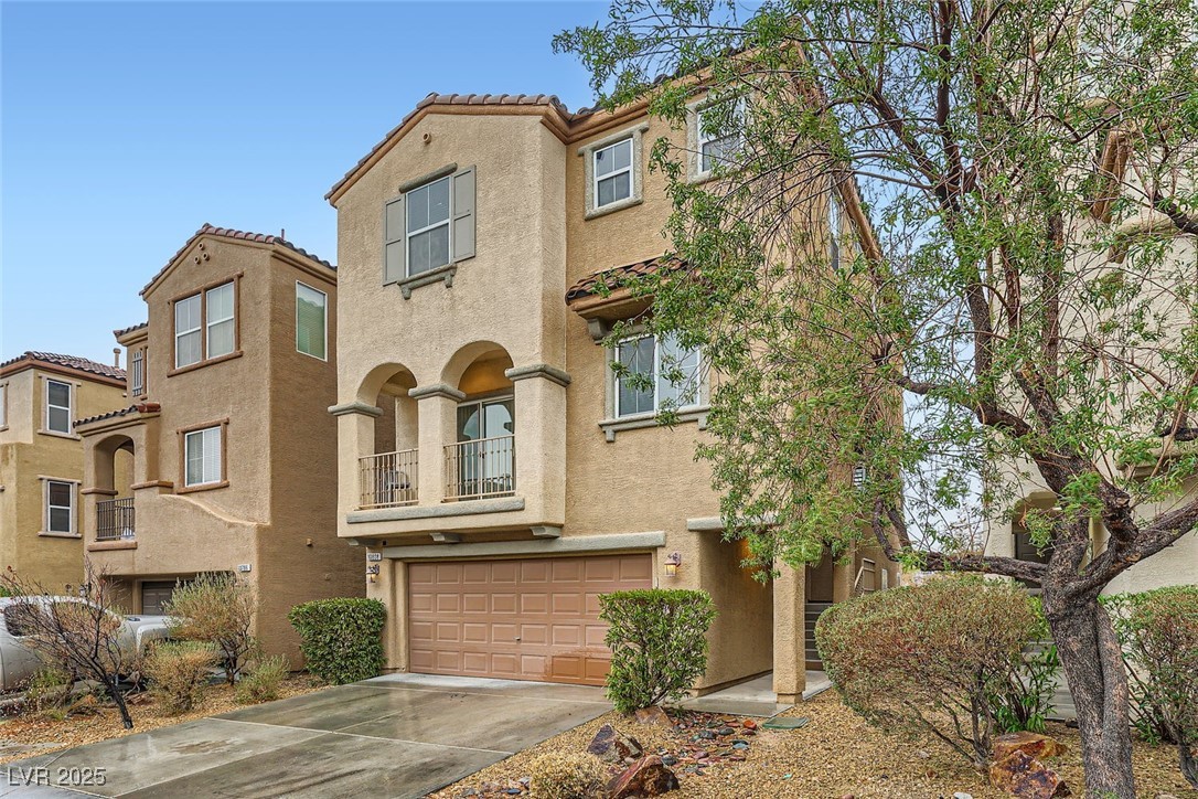 10808 Holmfield Street Property Photo 2