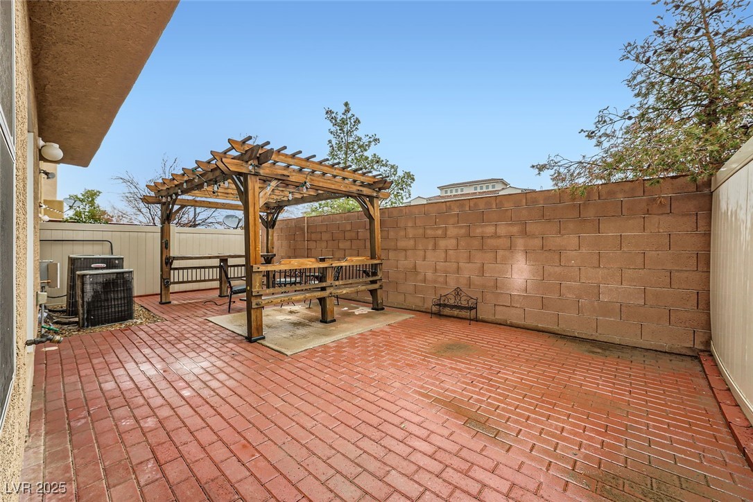 10808 Holmfield Street Property Photo 27