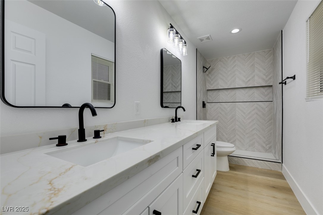 8712 Majestic Pine Avenue Property Photo 18