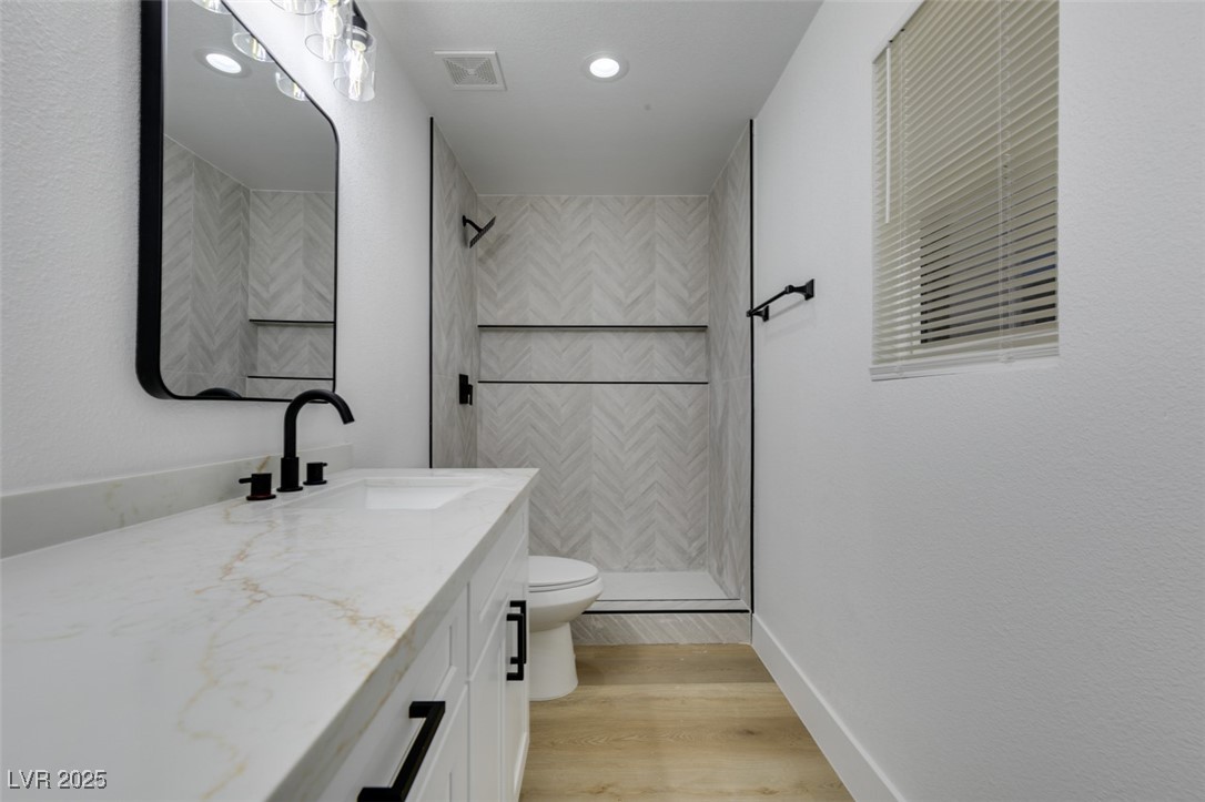 8712 Majestic Pine Avenue Property Photo 19