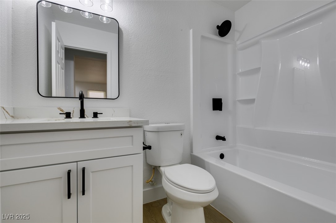 8712 Majestic Pine Avenue Property Photo 22