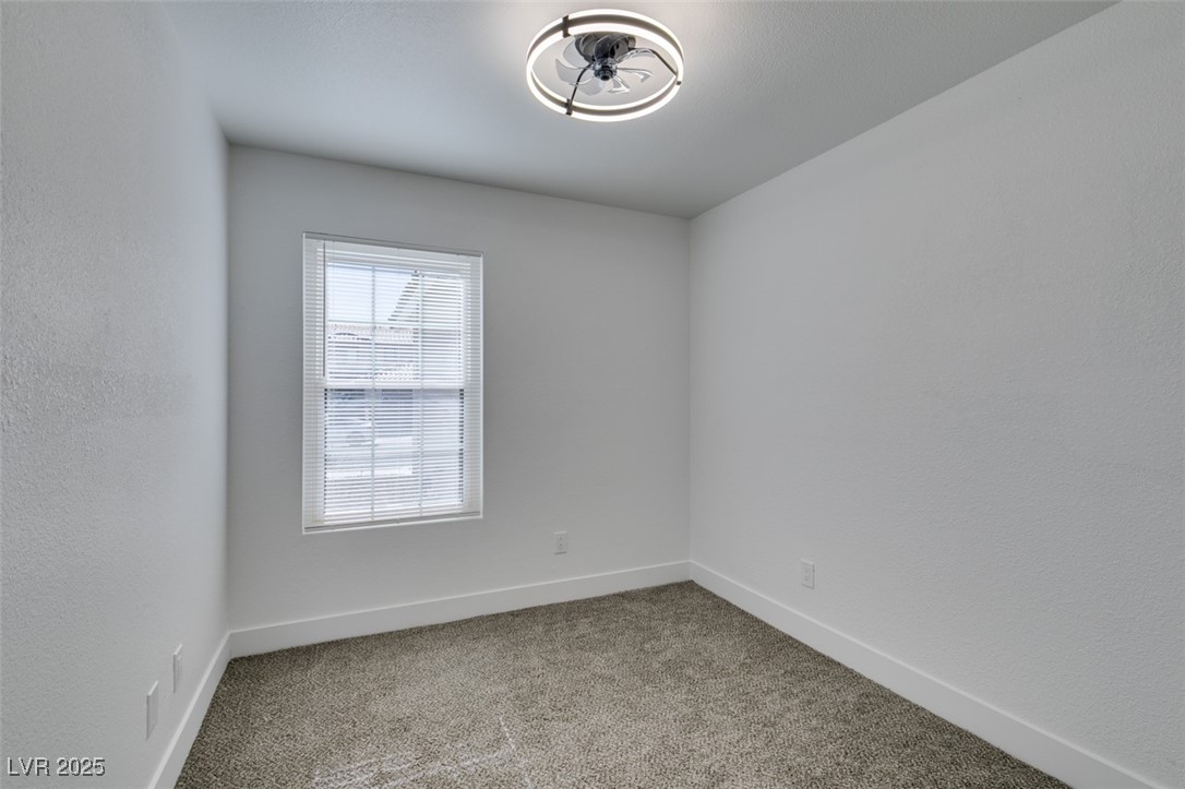 8712 Majestic Pine Avenue Property Photo 23