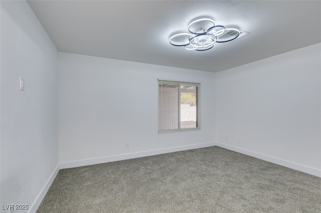 8712 Majestic Pine Avenue Property Photo 25