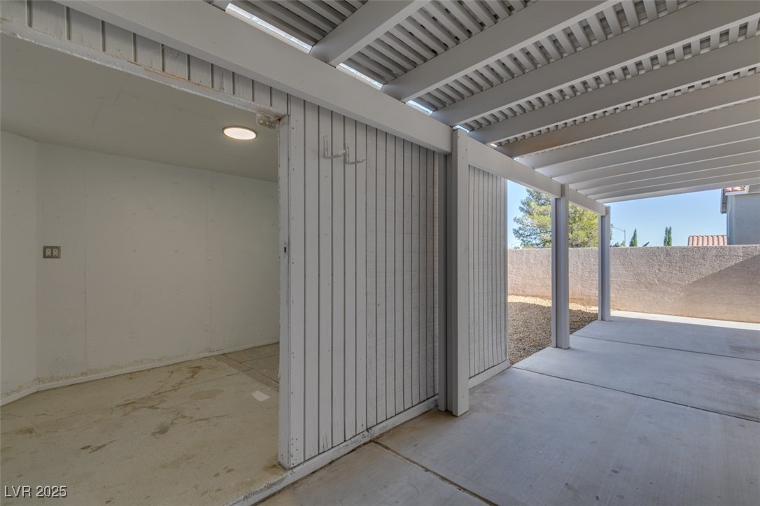 8712 Majestic Pine Avenue Property Photo 31