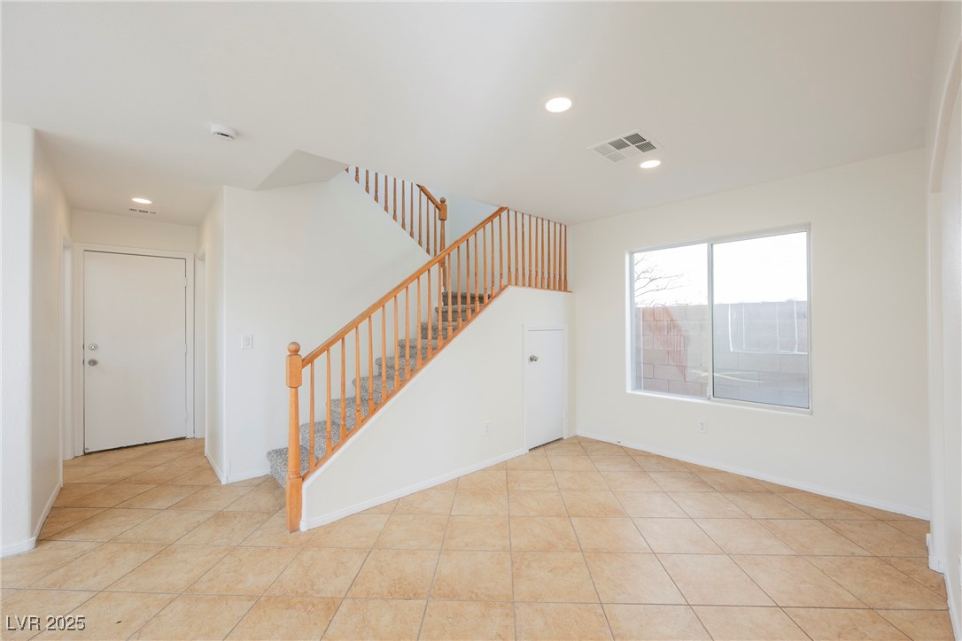 9257 Harbor Stream Avenue Property Photo 15