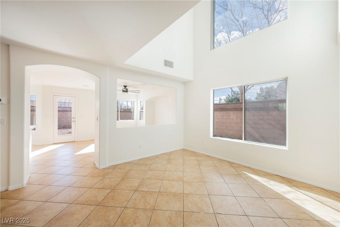 9257 Harbor Stream Avenue Property Photo 16