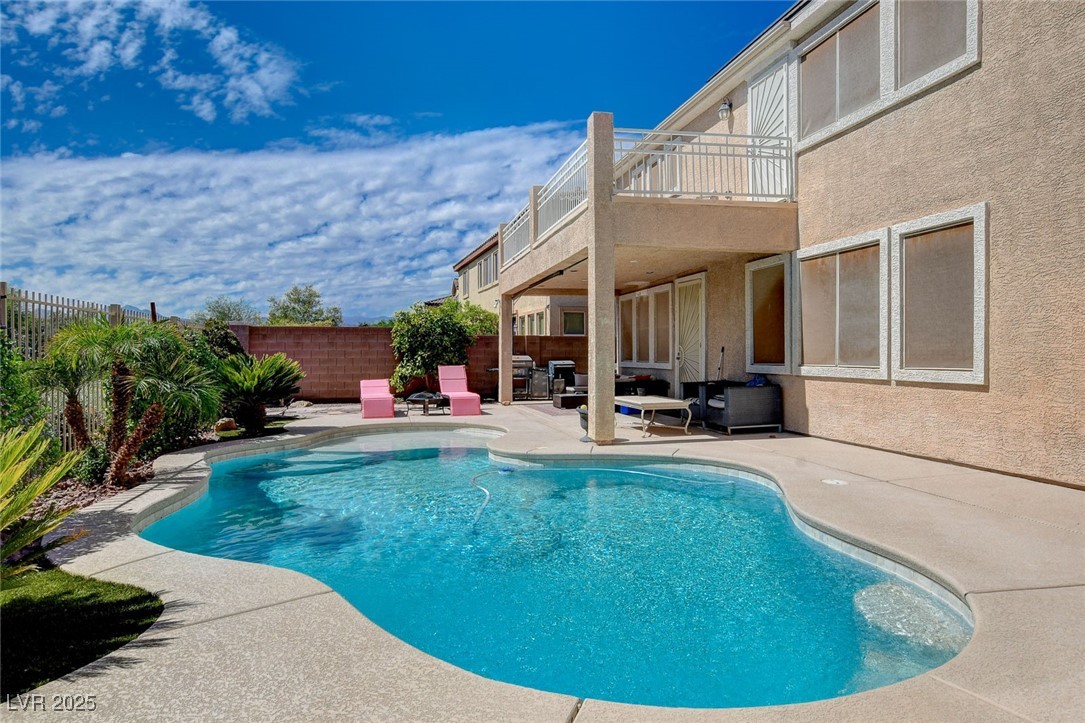 4129 Fabulous Finches Avenue Property Photo 7