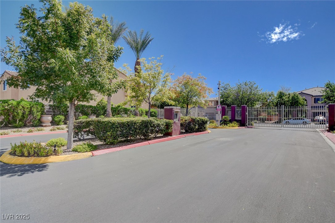 4129 Fabulous Finches Avenue Property Photo 11