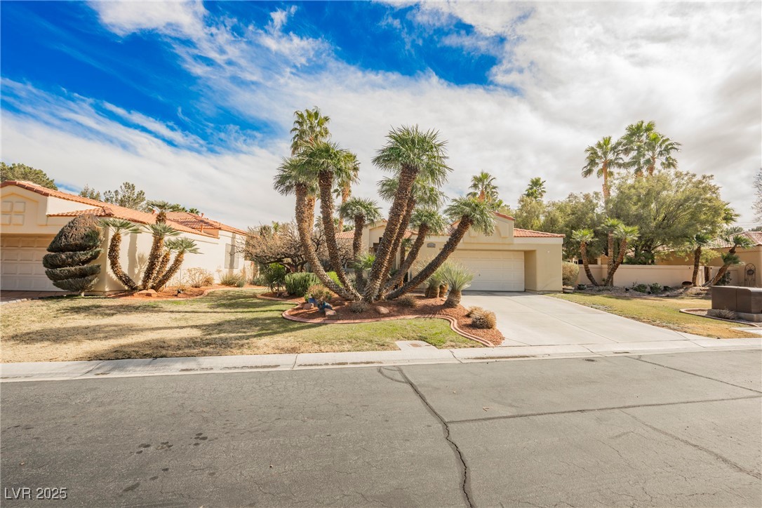5212 Painted Lakes Way Property Photo 1