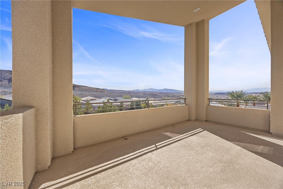 13 Scenic Terrain Avenue Property Photo 31