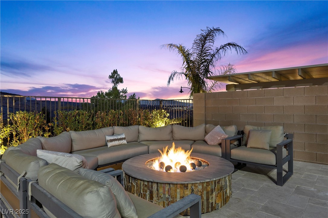 13 Scenic Terrain Avenue Property Photo 38
