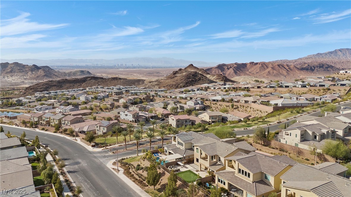 13 Scenic Terrain Avenue Property Photo 47