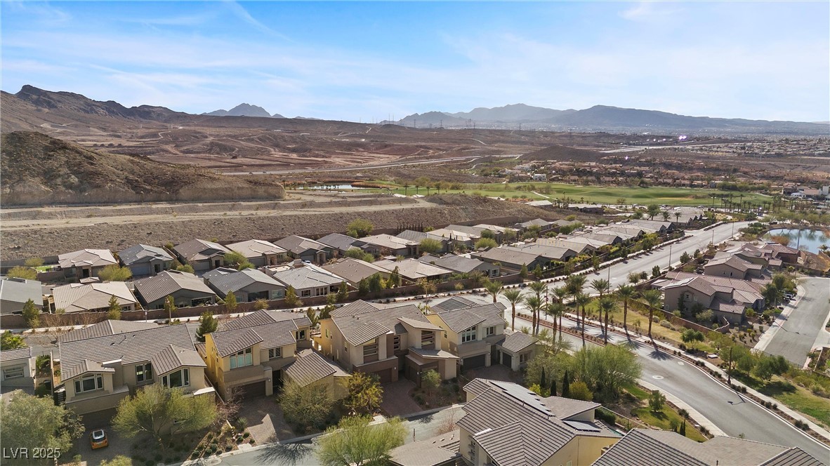 13 Scenic Terrain Avenue Property Photo 48