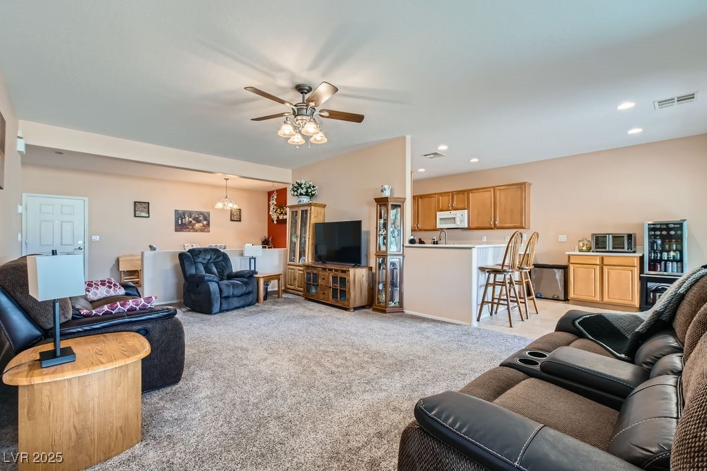 7461 Crested Quail Street Property Photo 4
