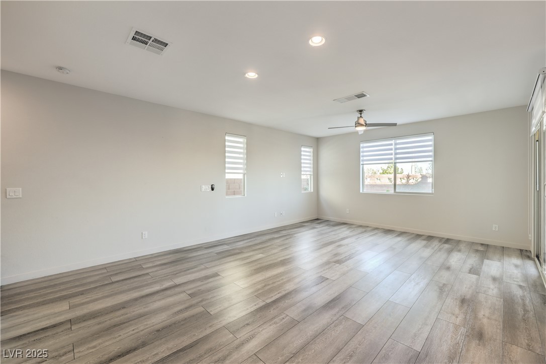 9672 Sunstone Sparkle Avenue Property Photo 4
