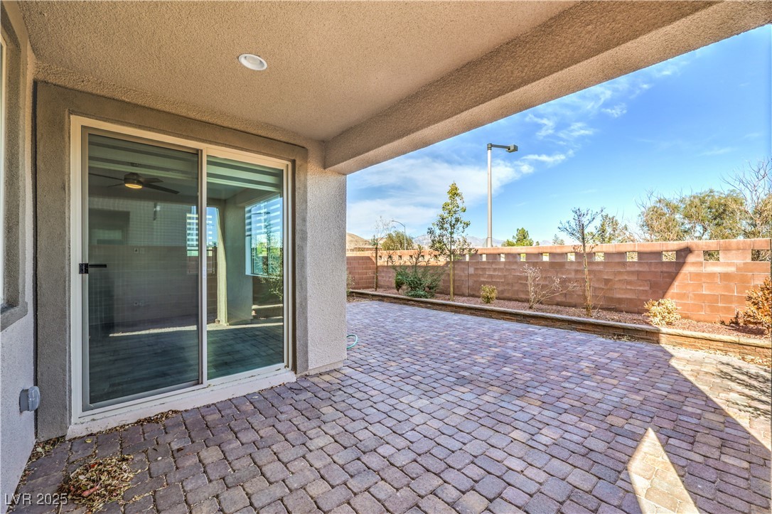 9672 Sunstone Sparkle Avenue Property Photo 25