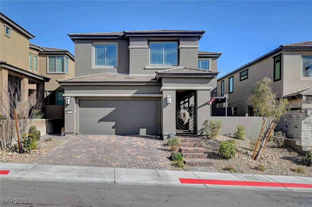 394 Red Feather Peak Court Property Photo 2