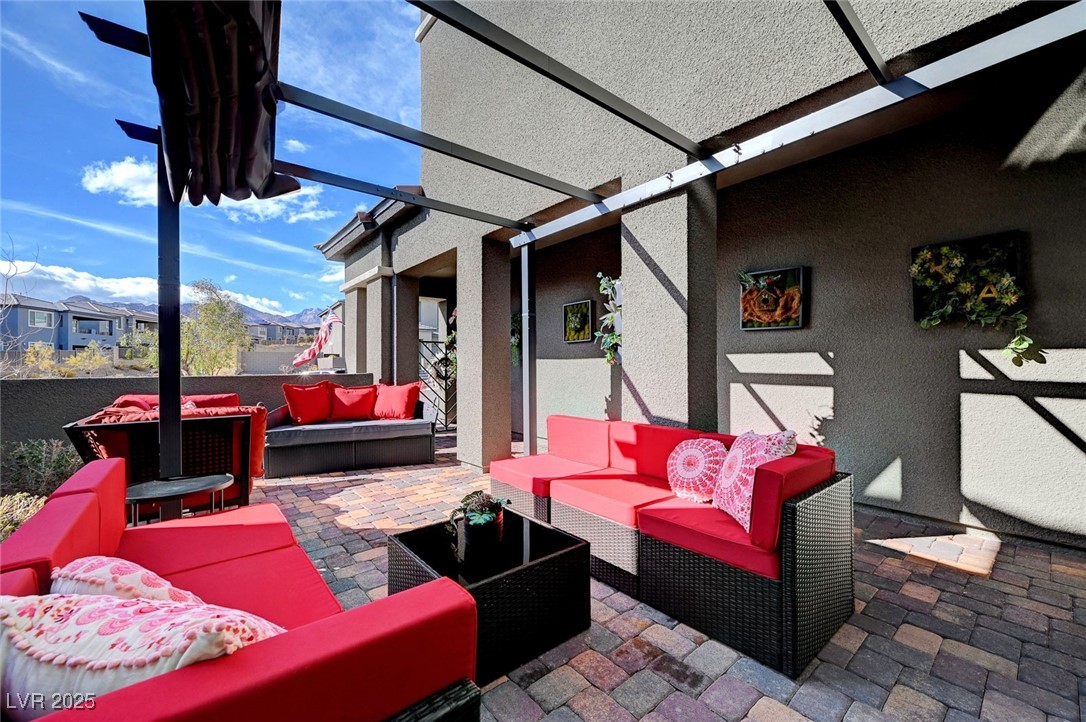 394 Red Feather Peak Court Property Photo 7