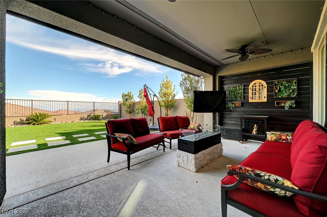 394 Red Feather Peak Court Property Photo 66