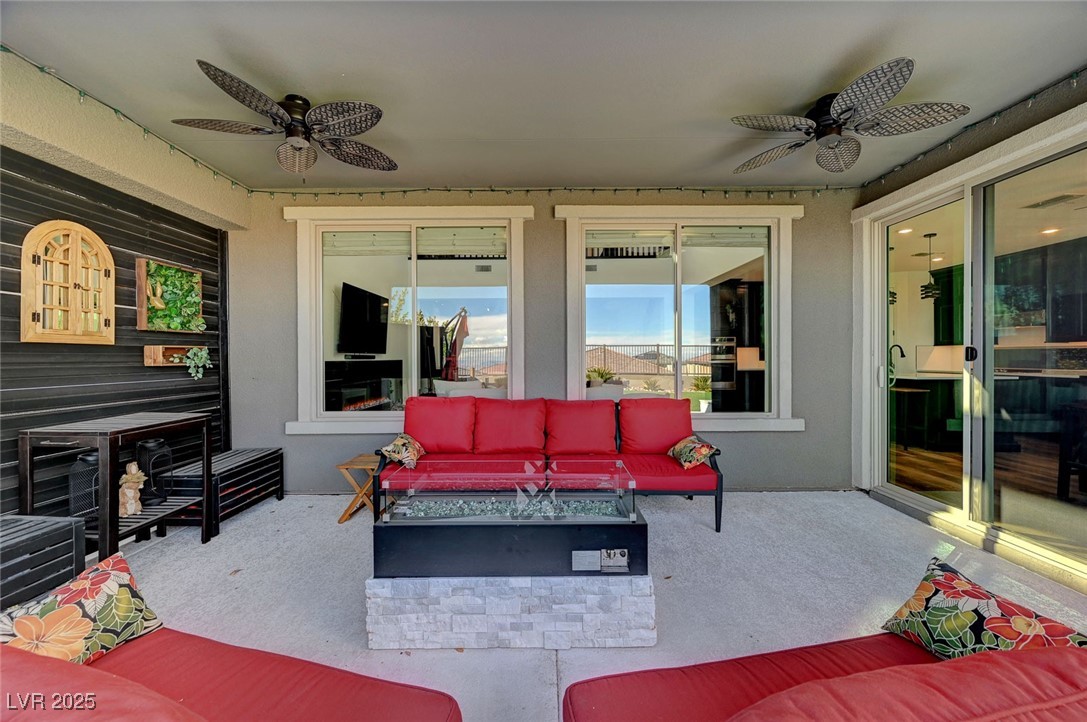 394 Red Feather Peak Court Property Photo 68