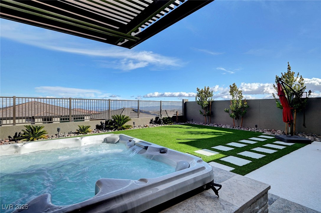 394 Red Feather Peak Court Property Photo 73