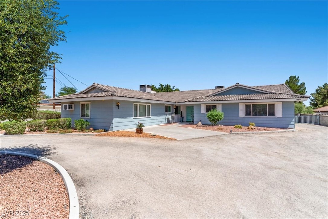 5350 Topaz Street Property Photo 2