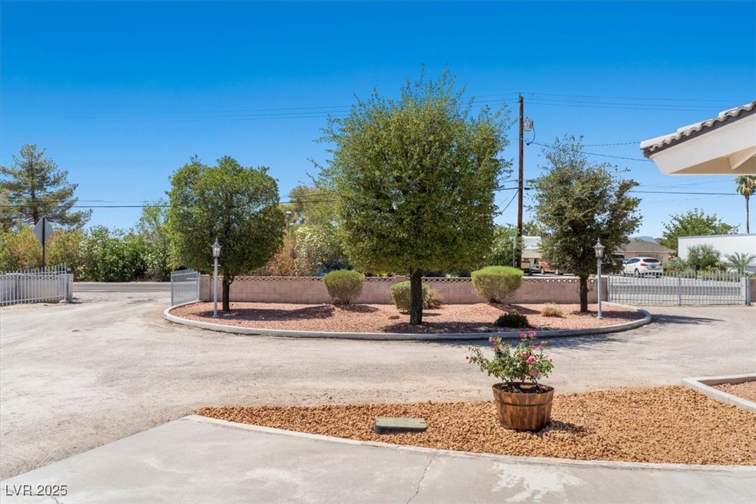5350 Topaz Street Property Photo 3