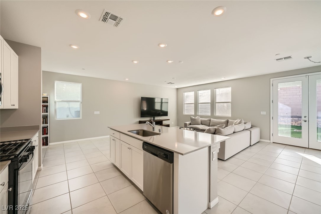 5399 El Nevero Street Property Photo 12