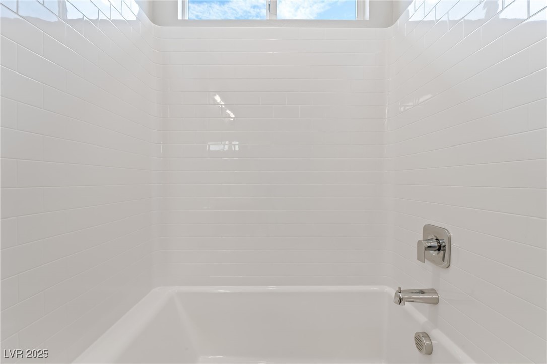 6312 Zephyr Peak Court Property Photo 30