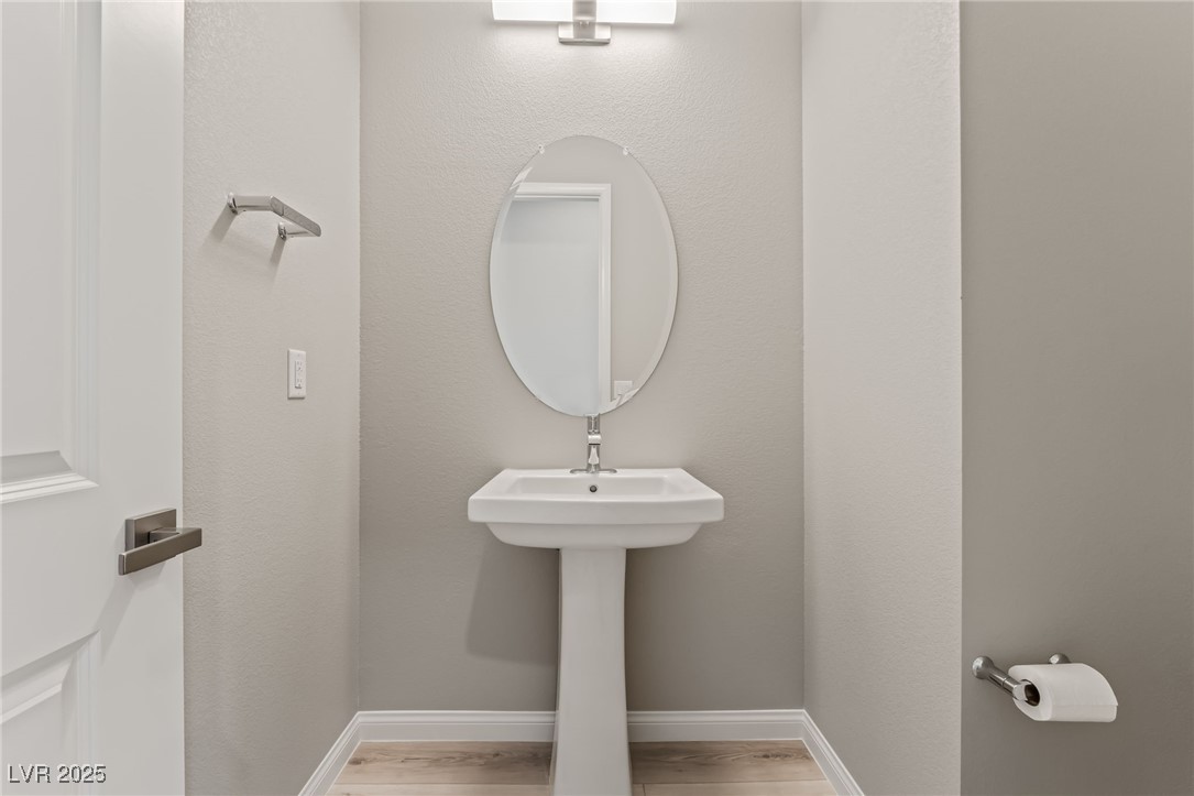 6312 Zephyr Peak Court Property Photo 31