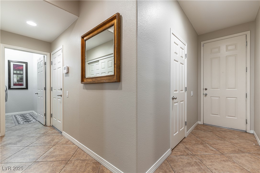 2461 Daks Loden Court Property Photo 5