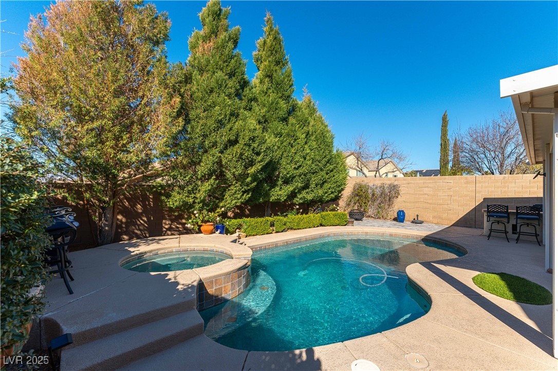 2461 Daks Loden Court Property Photo 27