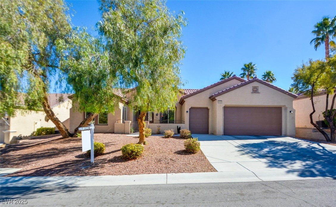 2132 Twin Falls Drive Property Photo 2