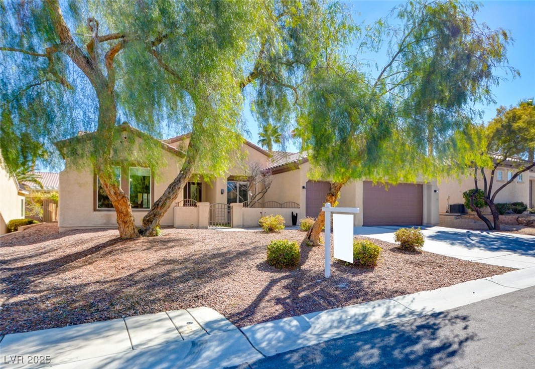 2132 Twin Falls Drive Property Photo 3